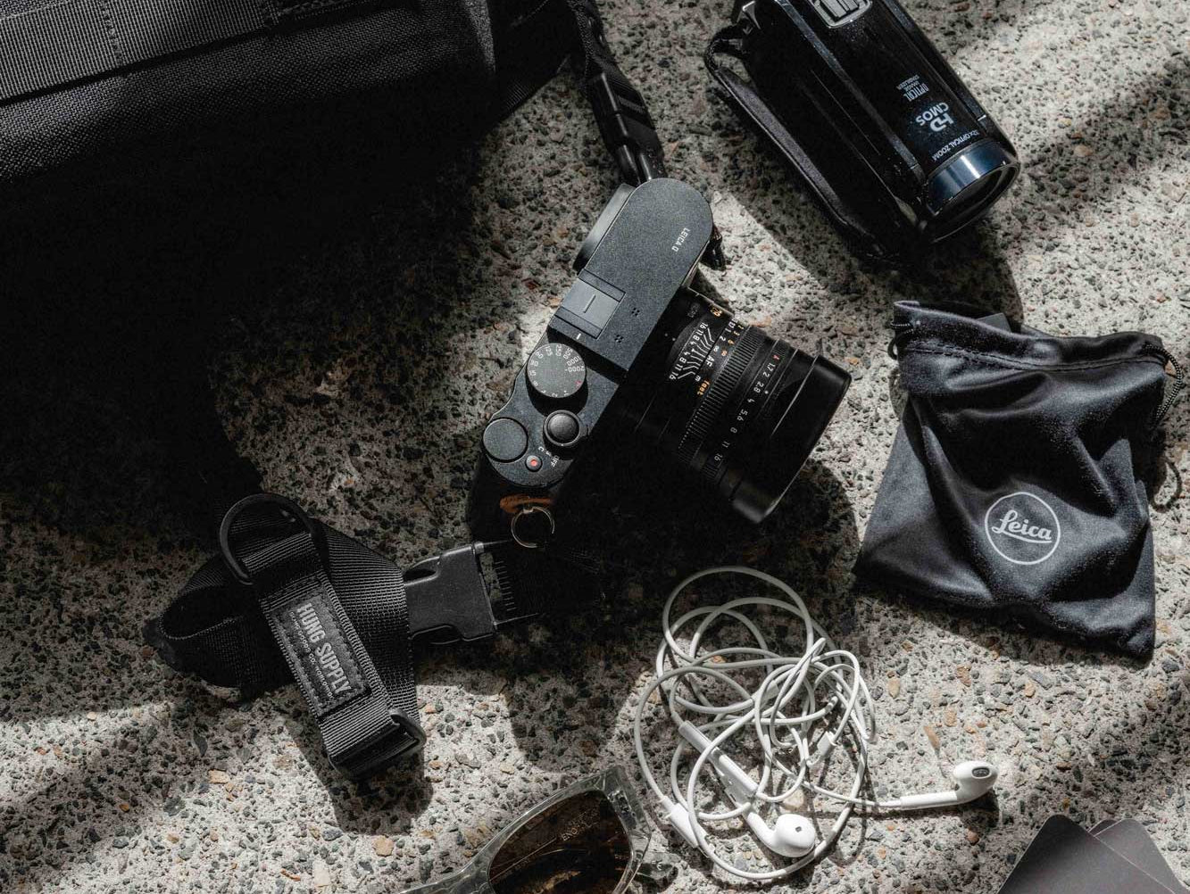 Bag Raid: Tom Hoy