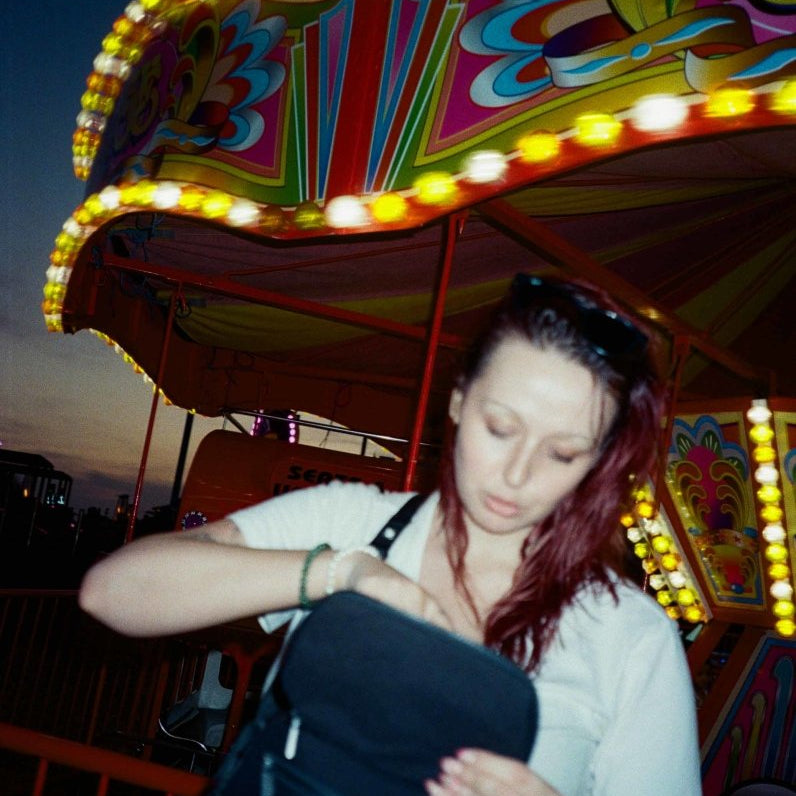 Bag Raid: Kate Hook - Hung Supply